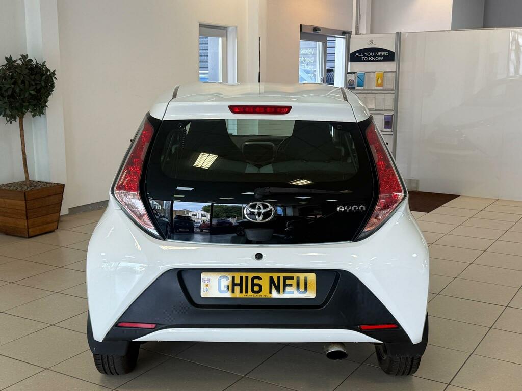 Toyota Aygo Blue #8