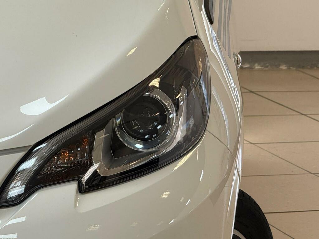 Peugeot 108 Collection Green #38