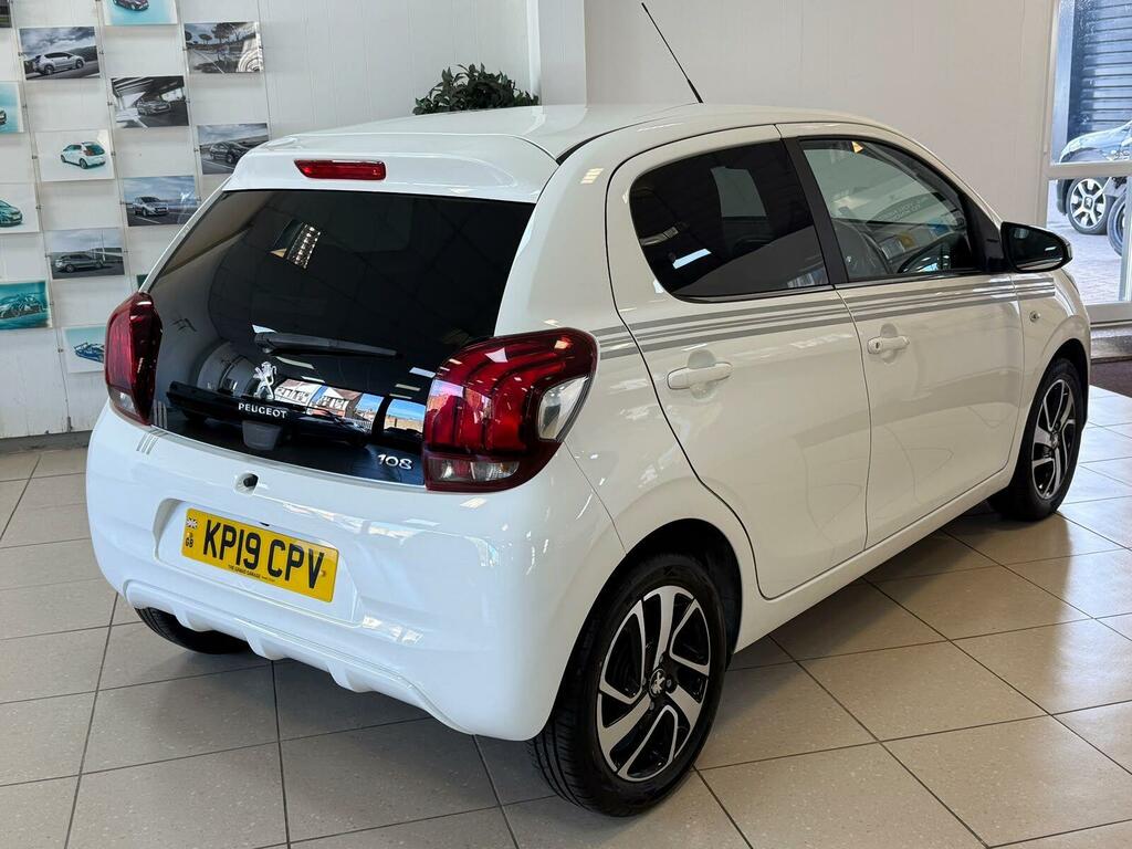Peugeot 108 Collection Green #13