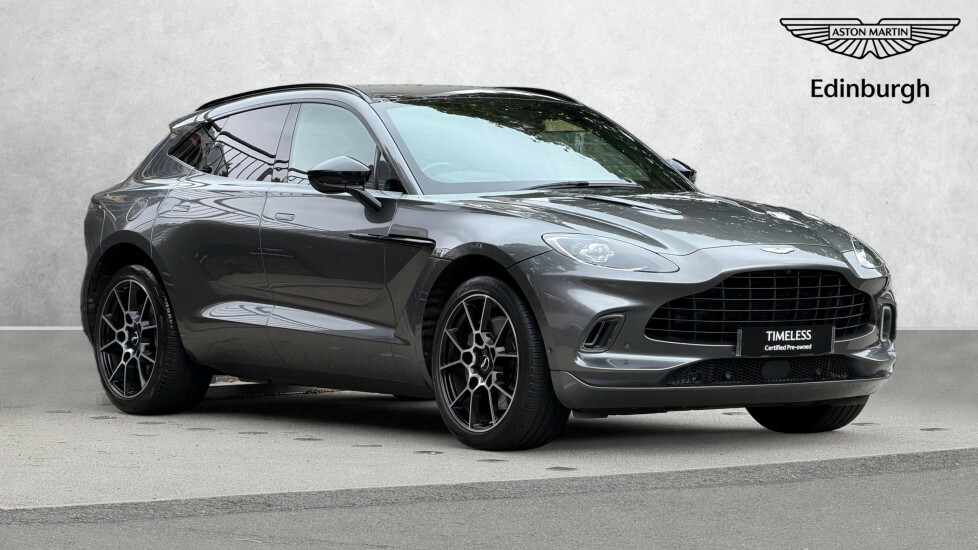Aston Martin DBX 4.0L V8 550 Silver