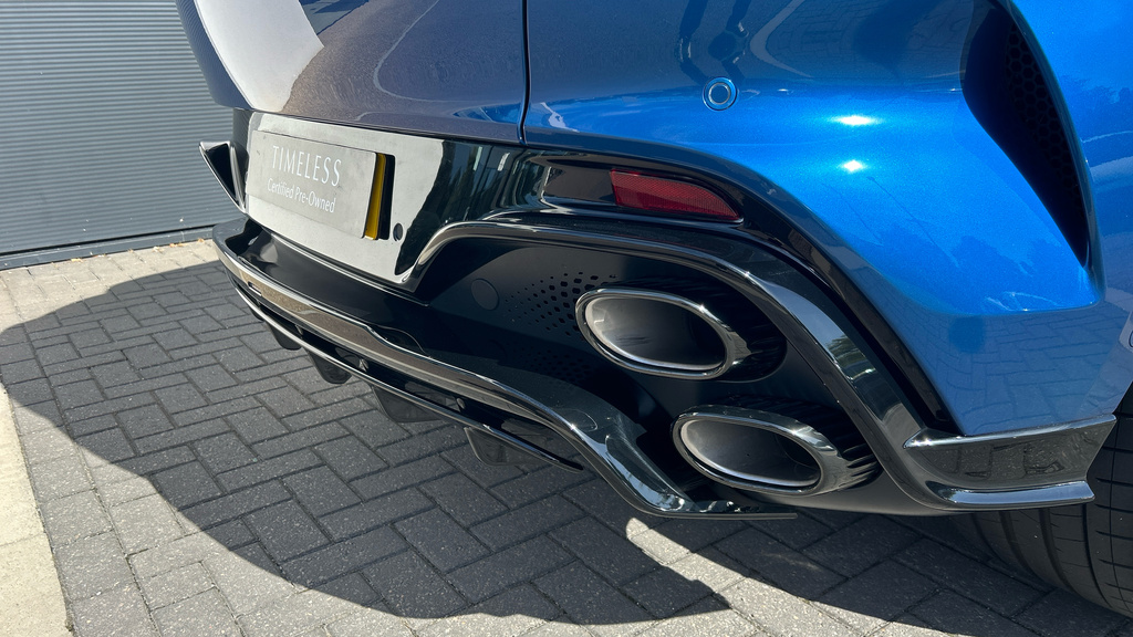 Aston Martin DBX S 4.0 Twin Turbo Grey #22