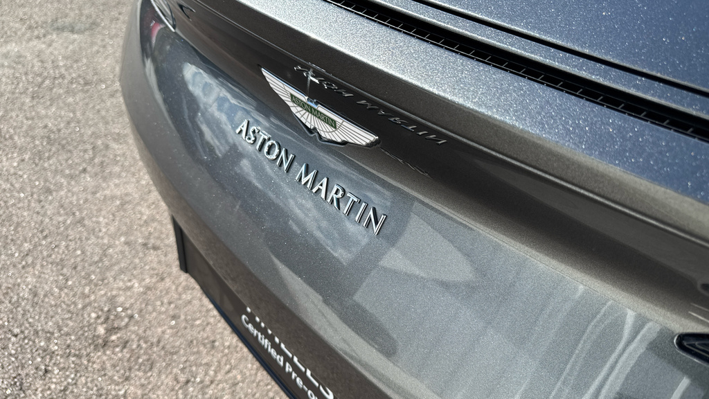 Aston Martin DB11 V8 Silver #19