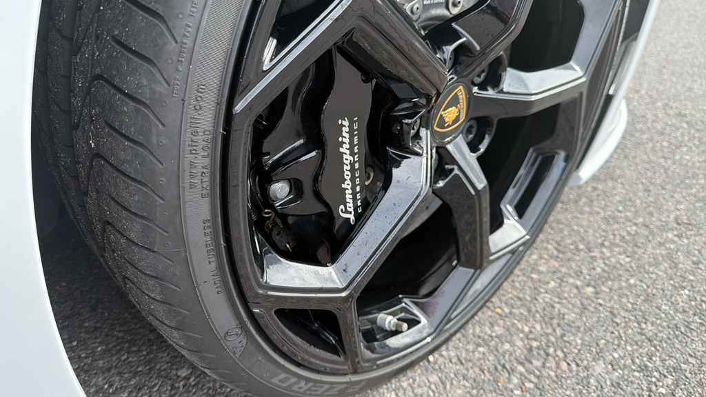 Lamborghini Huracan Evo Black #28