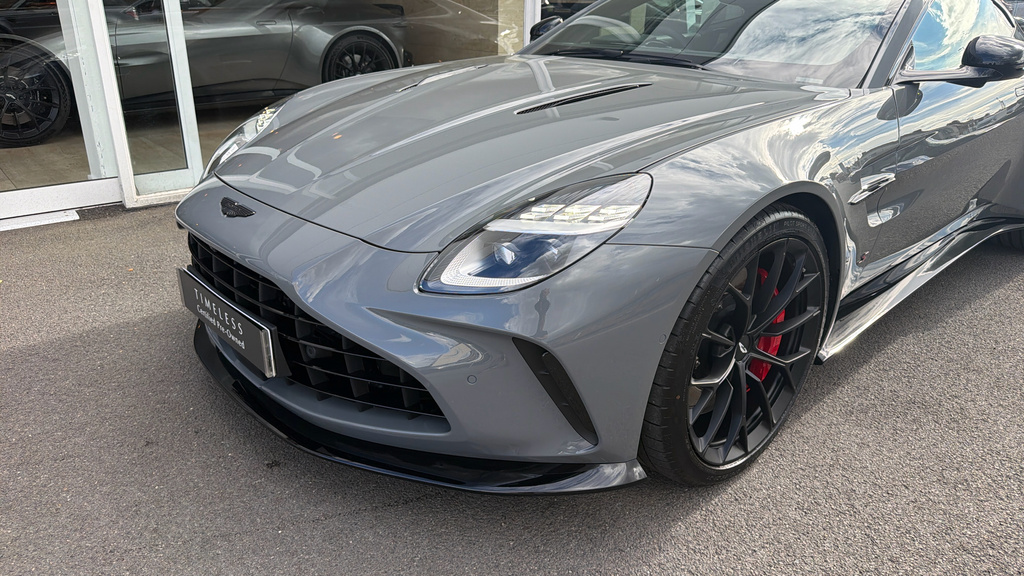 Aston Martin Vantage S Coupe Silver #25