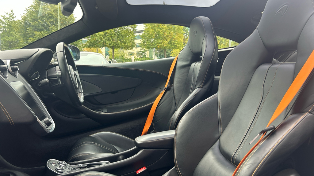 McLaren 570GT V8 Ssg White #21