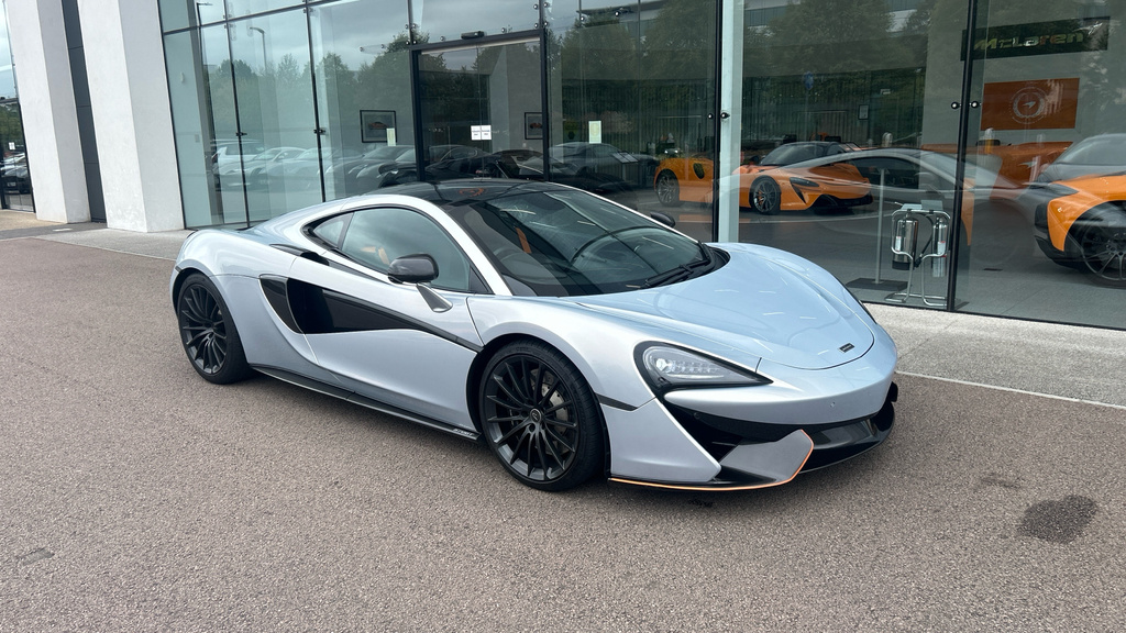 McLaren 570GT V8 Ssg White #23