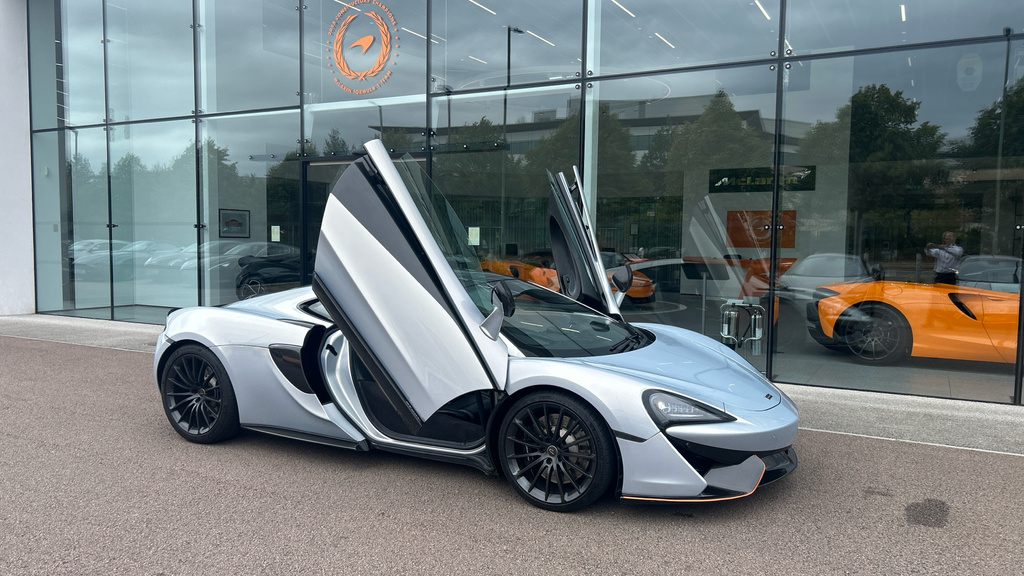 McLaren 570GT V8 Ssg White #26