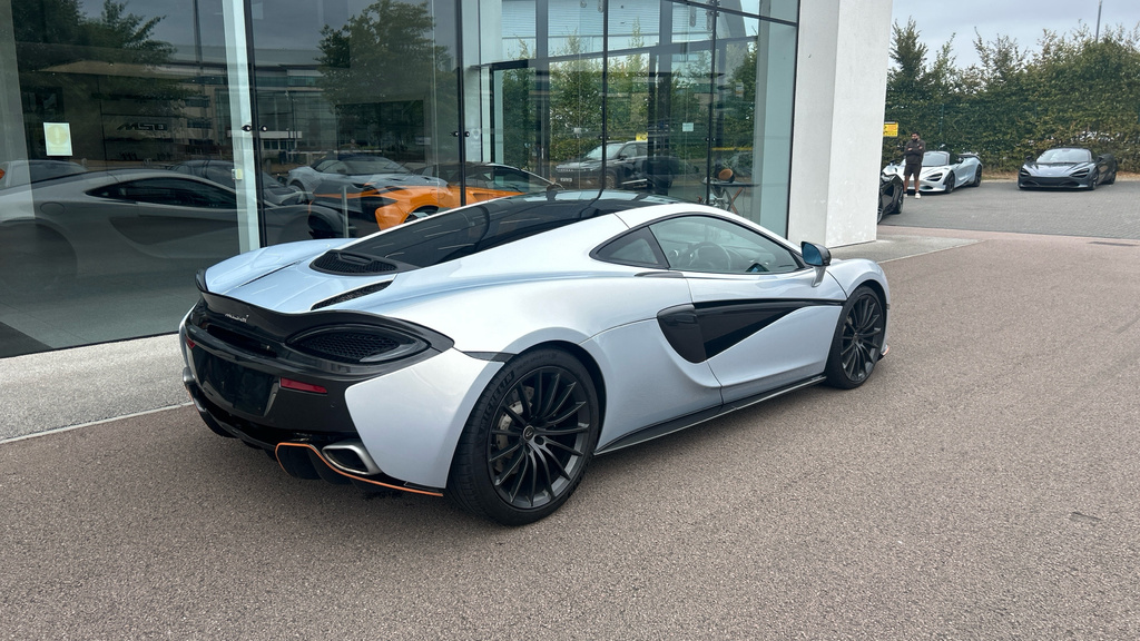 McLaren 570GT V8 Ssg White #24