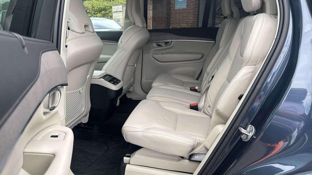Volvo XC90 Ultimate Dark HK74OES Blue #4