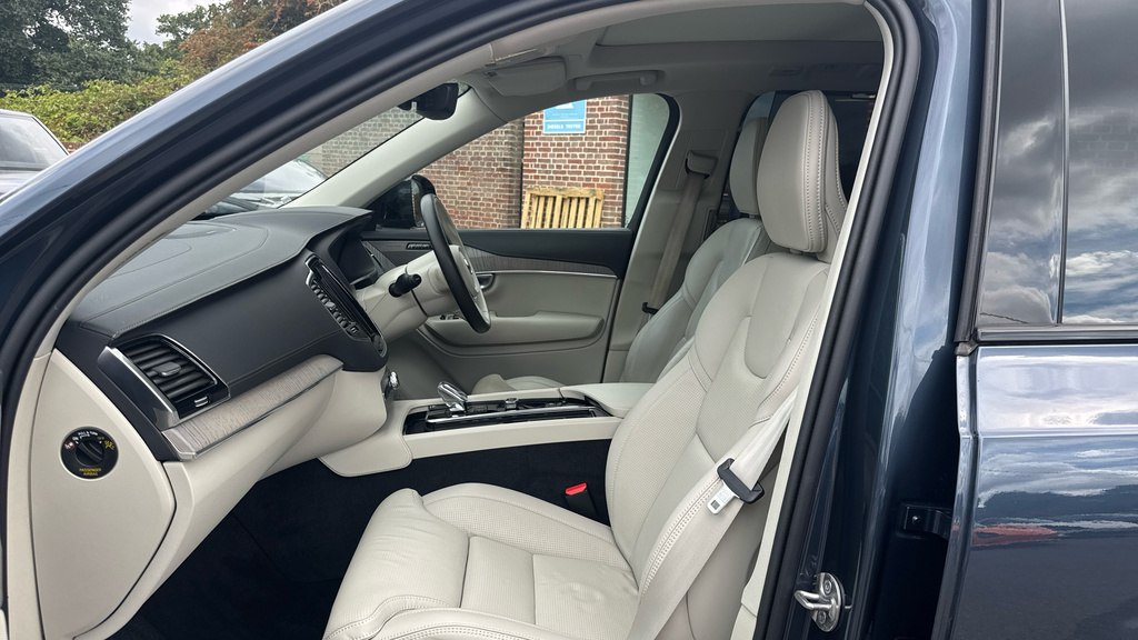 Volvo XC90 Ultimate Dark HK74OES Blue #3