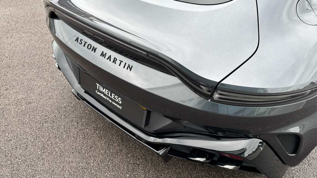 Aston Martin Vantage V8 2025 Silver #8