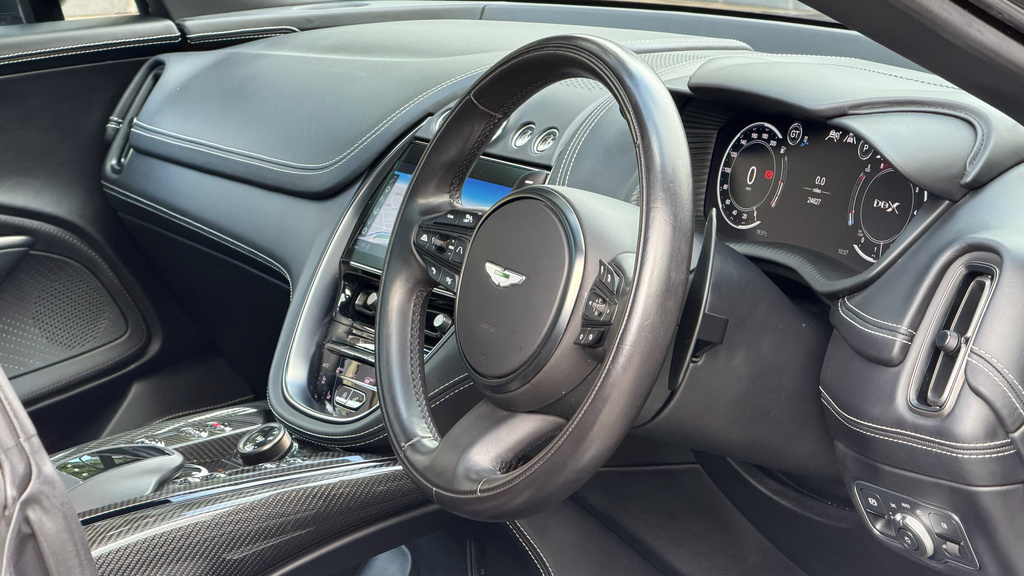 Aston Martin DBX 4.0L V8 707 Black #3