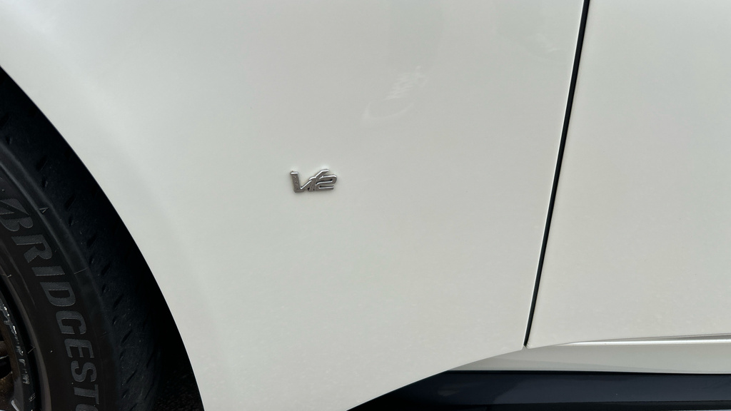 Aston Martin DB11 Db11 V12 Silver #18