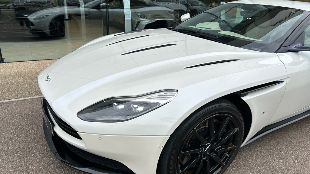 Aston Martin DB11 Db11 V12 Silver #19