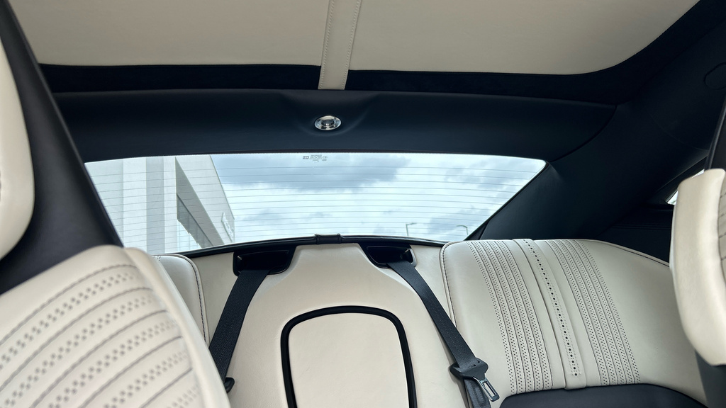 Aston Martin DB11 Db11 V12 Silver #32