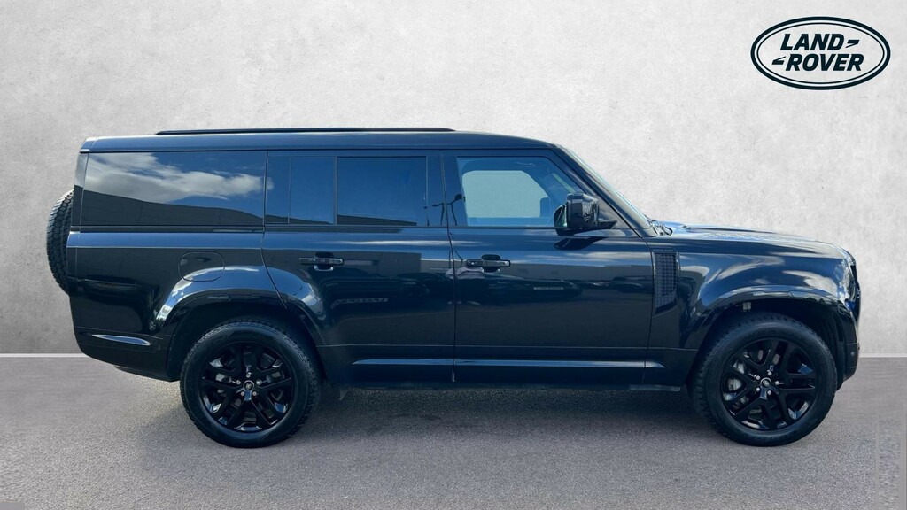 Land Rover Defender Outbound Black #5