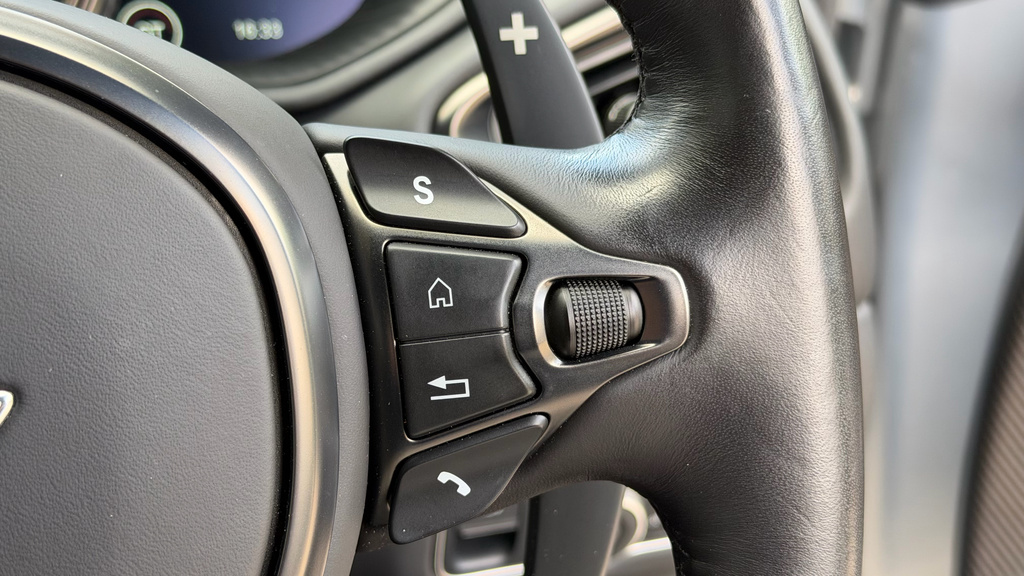 Aston Martin DB11 Db11 V8 Silver #22