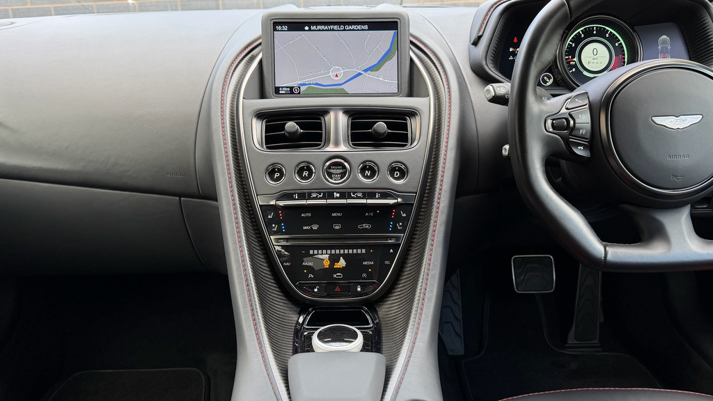 Aston Martin DB11 Db11 V8 Silver #10