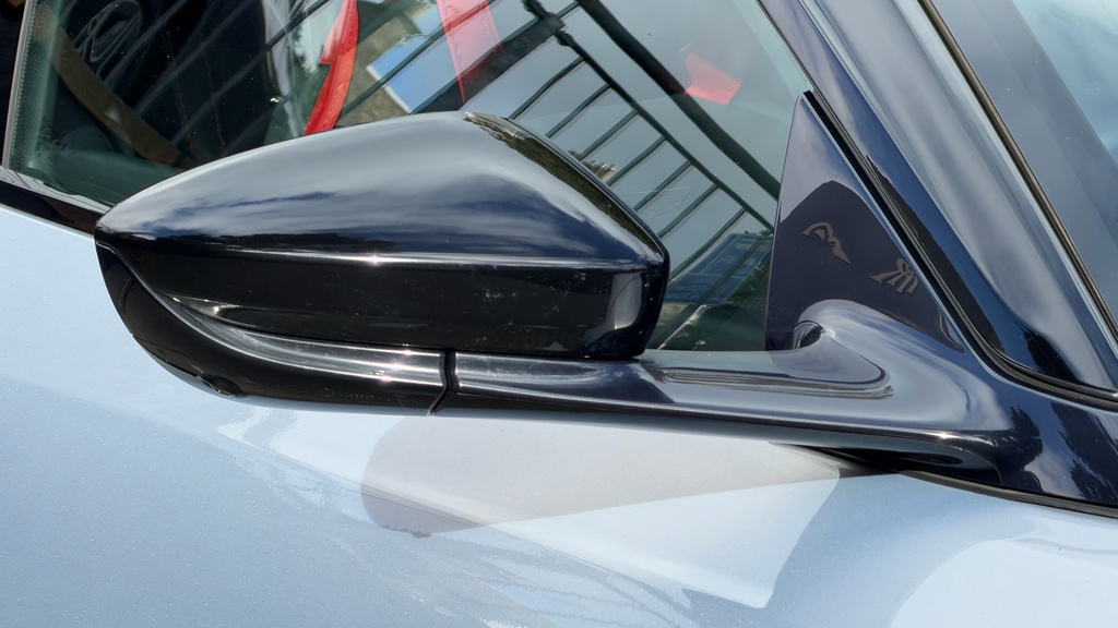 Aston Martin DB11 Db11 V8 Silver #25