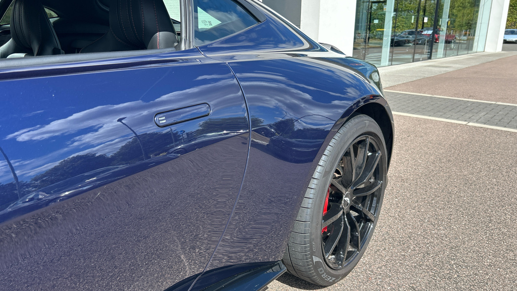 Aston Martin Vantage Zf 8 Speed Blue #9