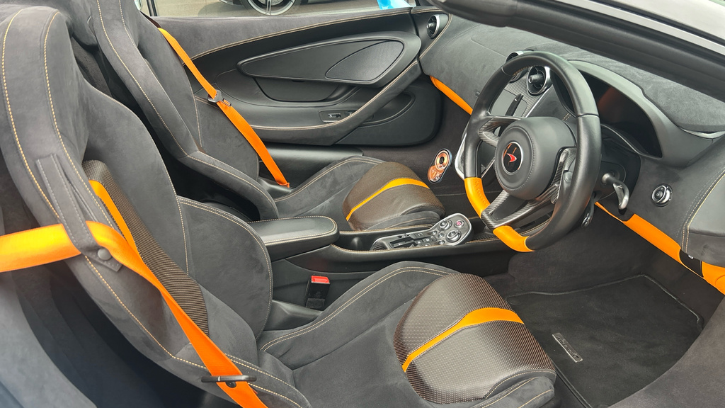 McLaren 570S 3.8L Null Blue #20
