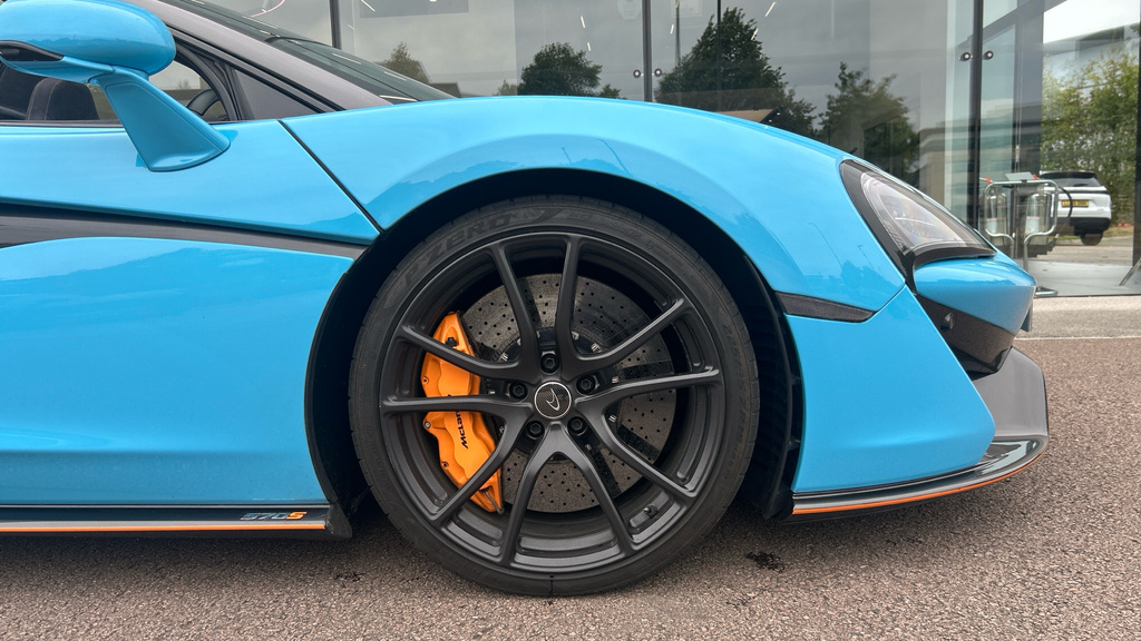 McLaren 570S 3.8L Null Blue #8