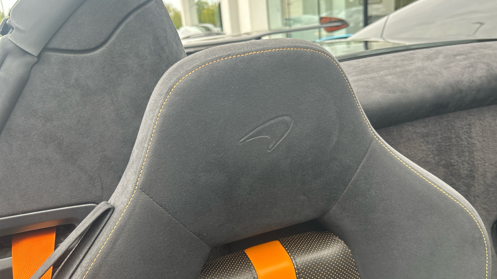 McLaren 570S 3.8L Null Blue #18