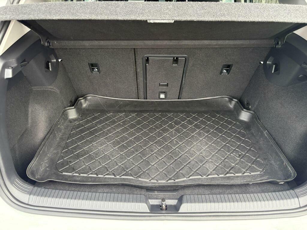Volkswagen Golf 1.5 Etsi Mhev R-line Dsg White #36