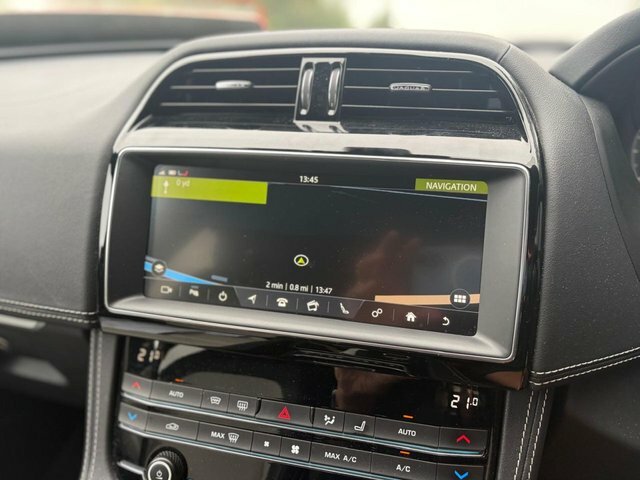 Jaguar F-Pace D240 R-sport Suv White #2