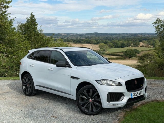 Jaguar F-Pace P300 300 Sport Suv White