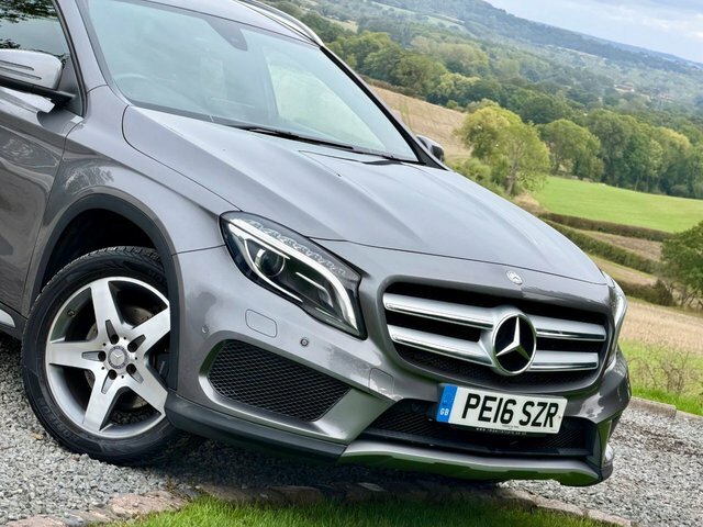 Mercedes-Benz GLA Class Gla220d Amg Line Premium Grey #2