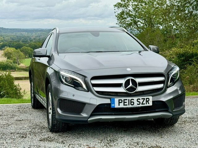 Mercedes-Benz GLA Class Gla220d Amg Line Premium Grey #4