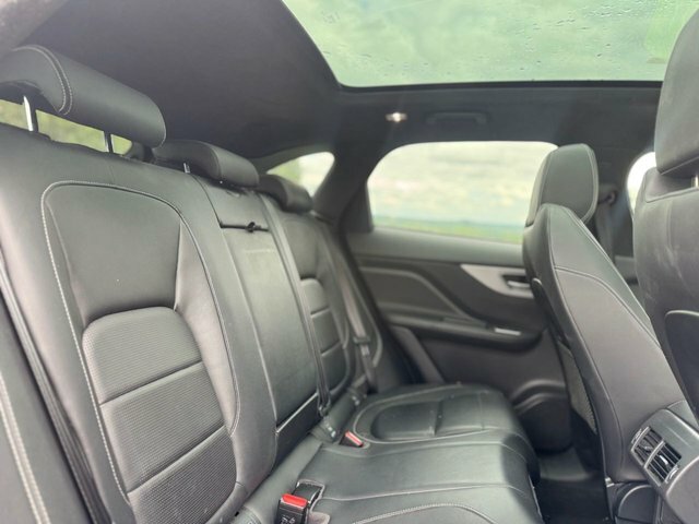 Jaguar F-Pace D180 R-sport Suv Black #4