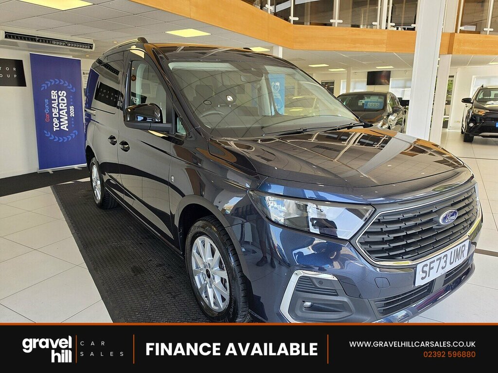 Ford Tourneo Connect 2.0 Ecoblue Titanium Mpv Euro 6 Blue