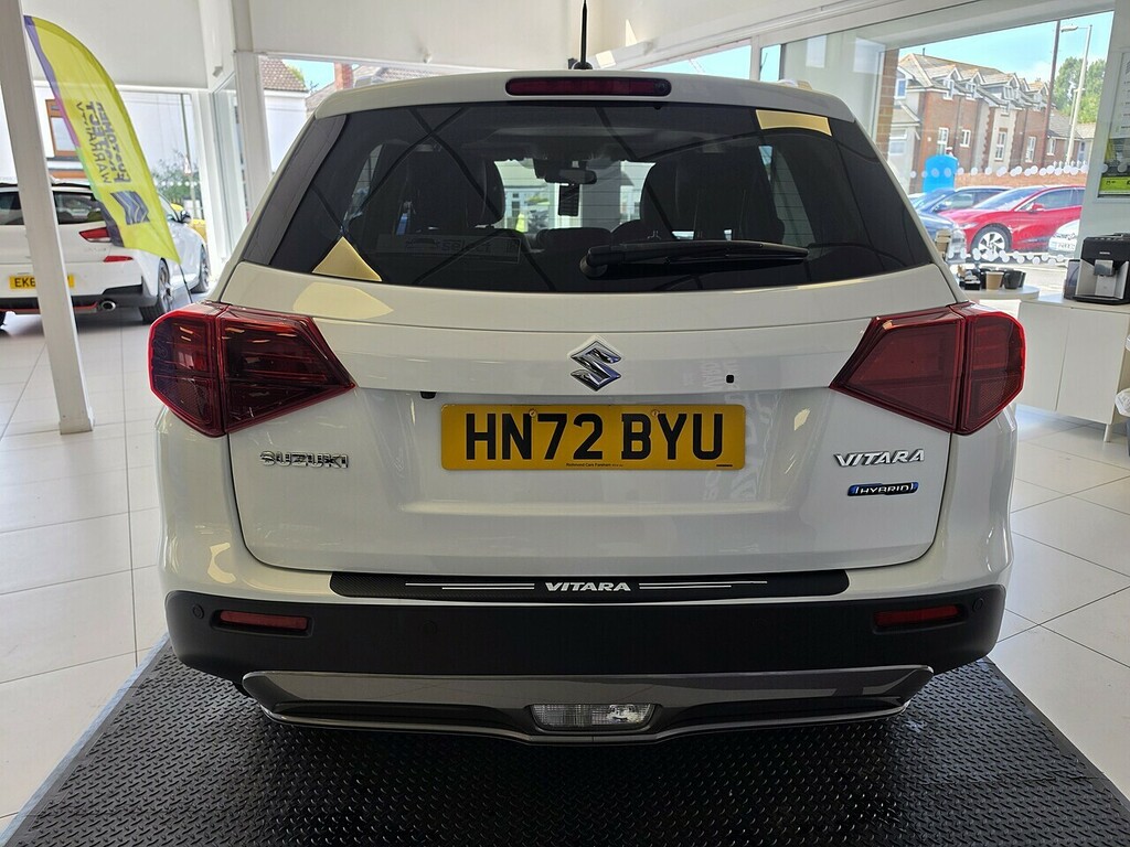 Suzuki Vitara 1.5 Sz5 Suv Hybrid Ags Allgrip Eur HN72BYU White #6