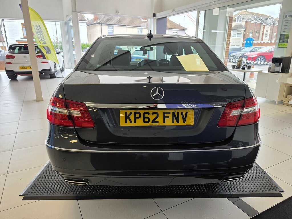 Mercedes-Benz E Class 2.1 E250 Cdi Blueefficiency Avantgarde Saloon Grey #5