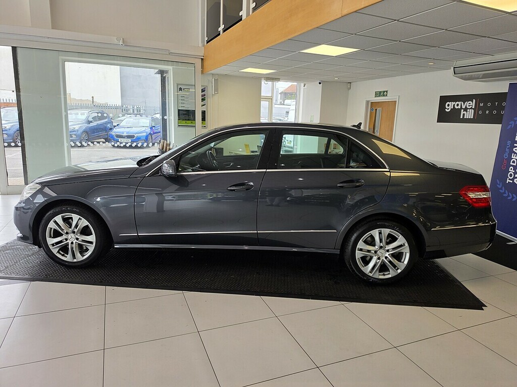 Mercedes-Benz E Class 2.1 E250 Cdi Blueefficiency Avantgarde Saloon Grey #3