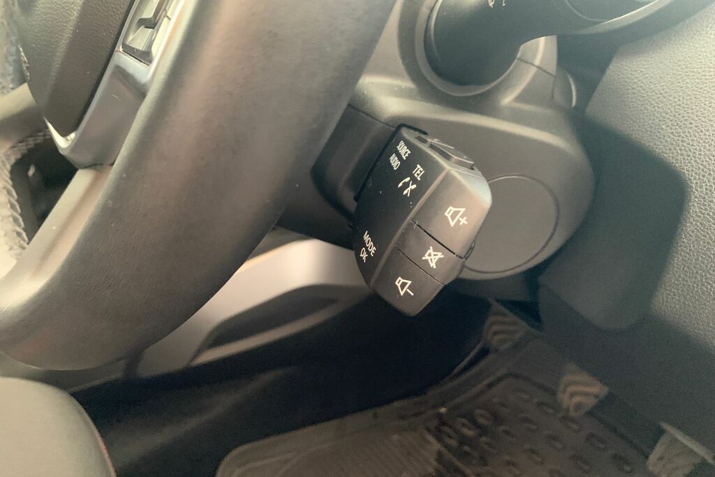 Dacia Duster Dacia Duster 1.0 Tce 100 Comfort Black #32