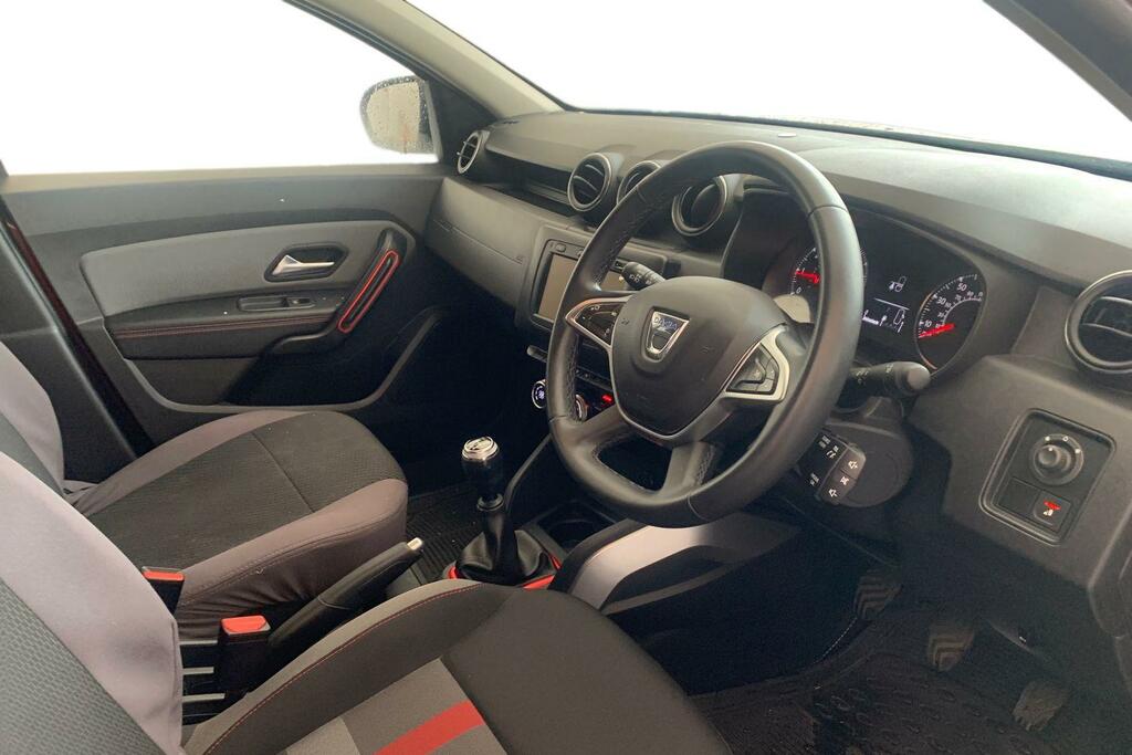 Dacia Duster Dacia Duster 1.0 Tce 100 Comfort Black #8