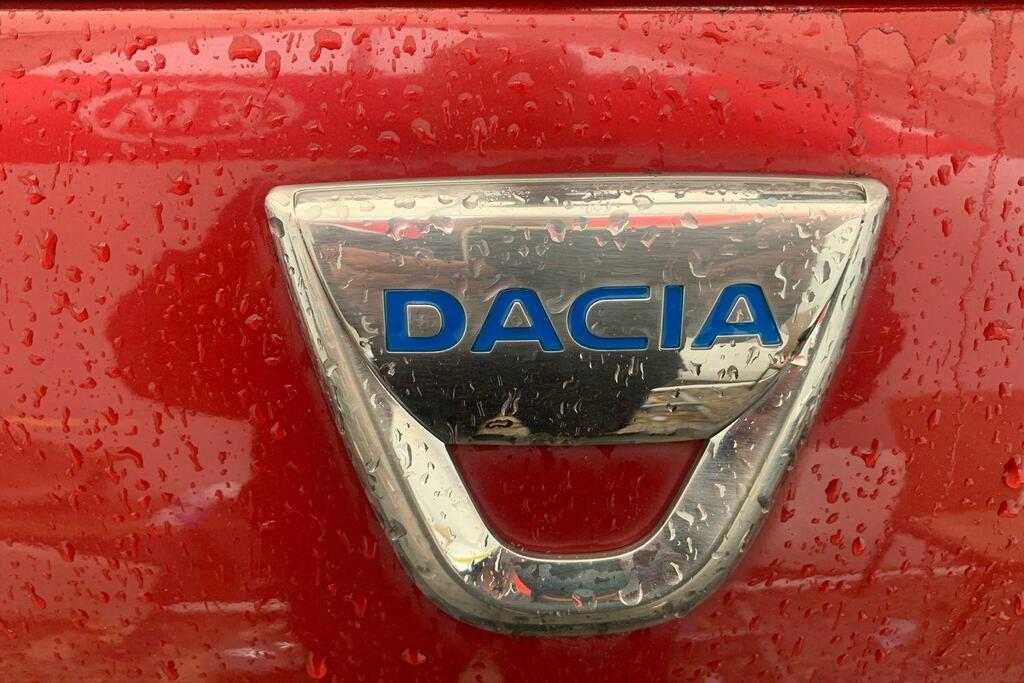 Dacia Duster Dacia Duster 1.0 Tce 100 Comfort Black #36