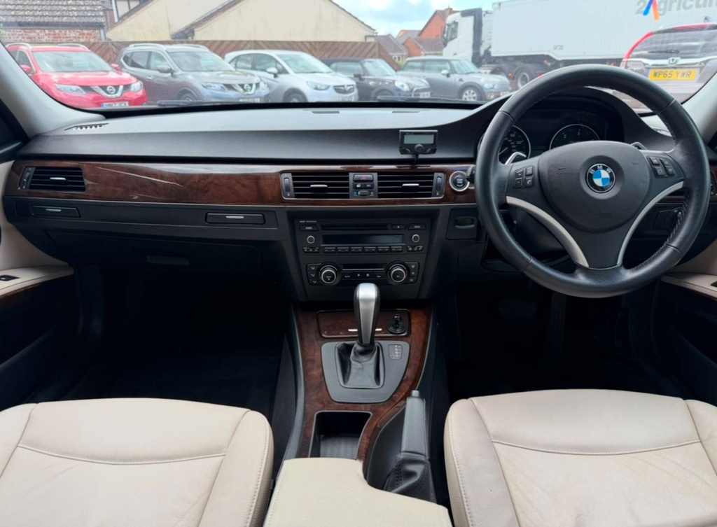BMW 3 Series 2.0 320D Ed Efficientdynamics Euro 5 Ss Silver #9