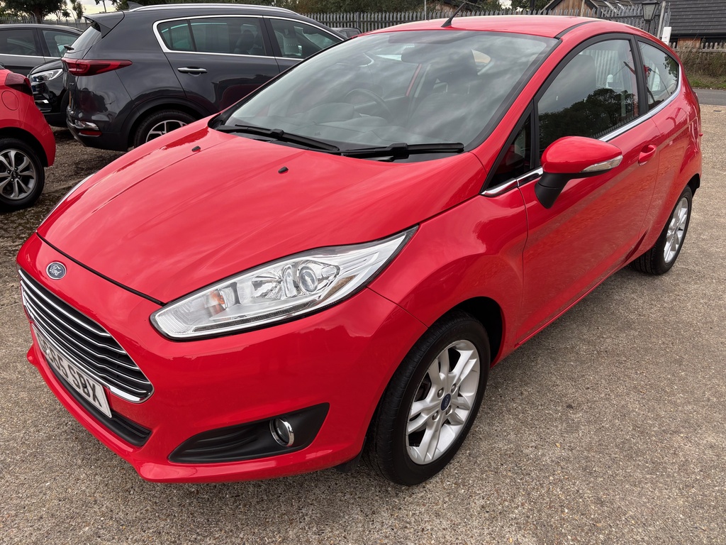 Ford Fiesta 1.25 Zetec Euro 6 Red #3