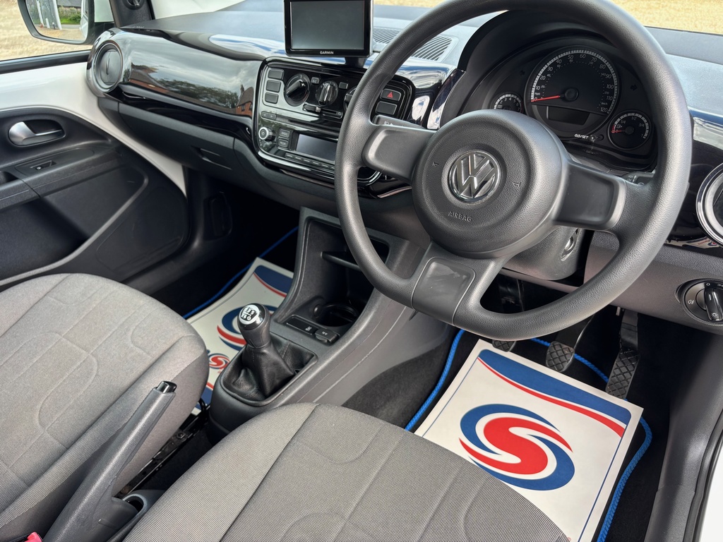 Volkswagen Up 1.0 High Up Black #11