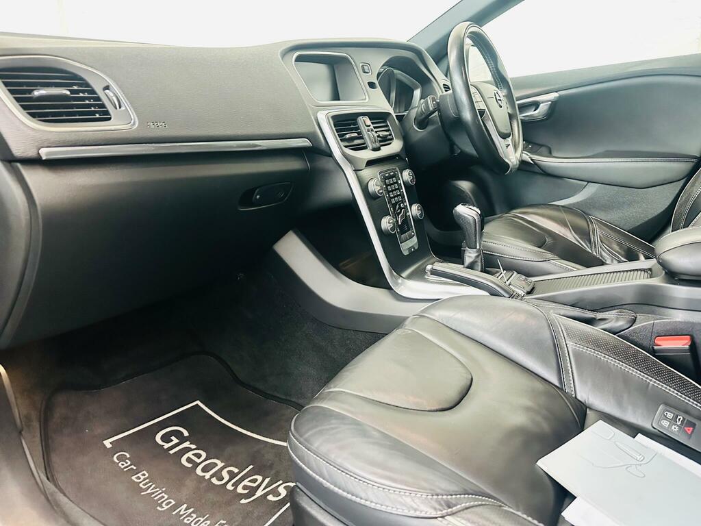 Volvo V40 2.0 T2 R-design Edition Euro 6 Ss Grey #3