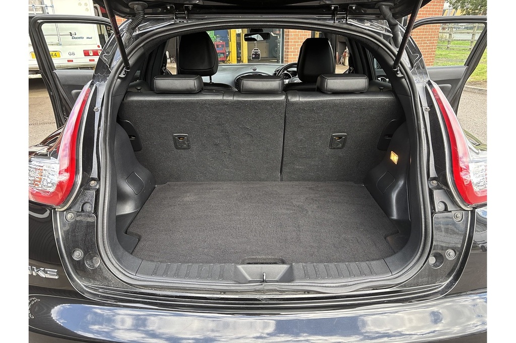 Nissan Juke 1.6 112 Tekna Bose Red #49