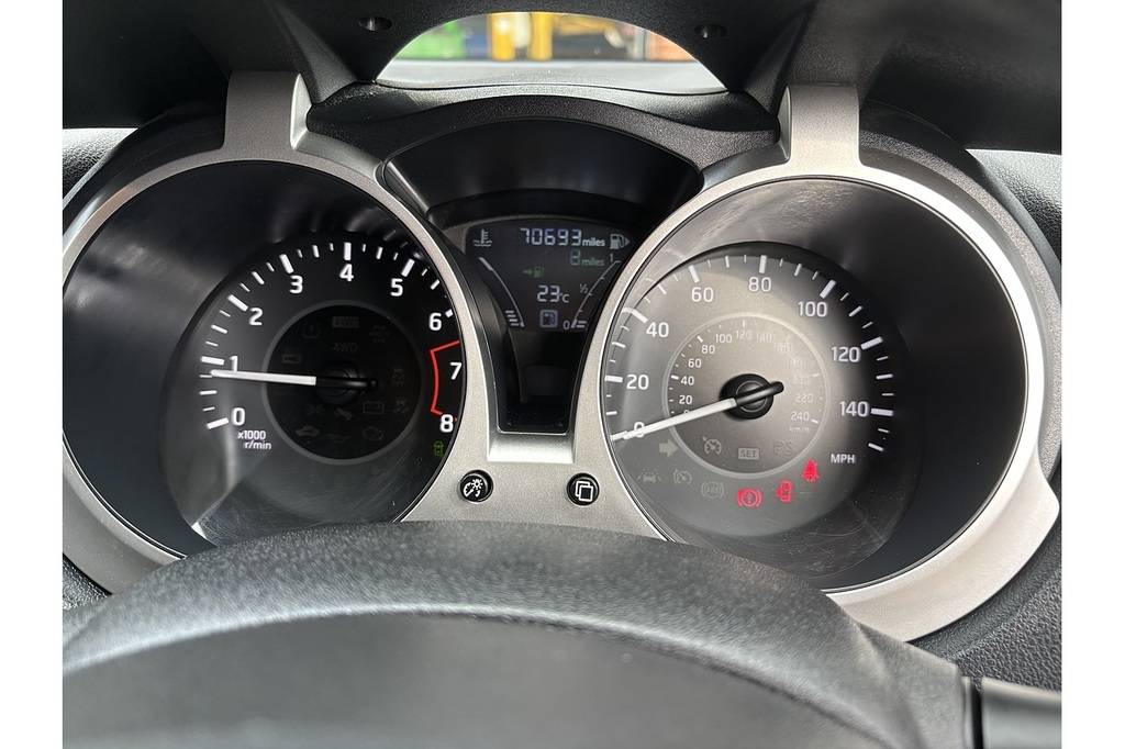 Nissan Juke 1.6 112 Tekna Bose Red #45