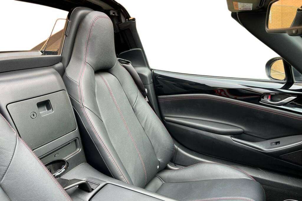 Mazda MX-5 RF 2.0 Skyactiv-g Launch Edition Convertible Petr Grey #10