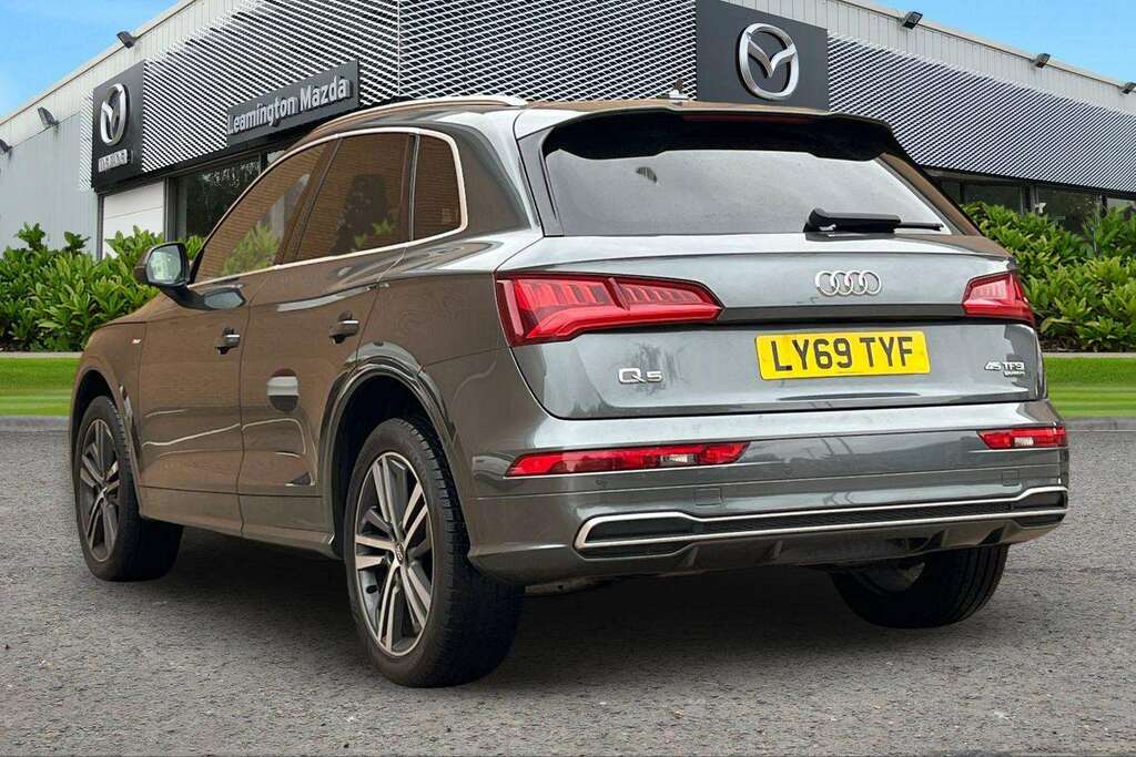 Audi Q5 S Line 45 Tfsi Quattro LY69TYF Grey #2