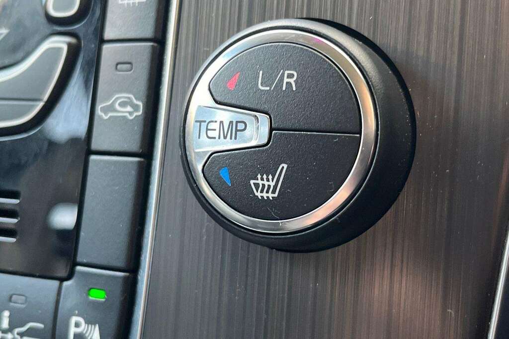 Volvo V40 D2 Se Lux Nav Black #26