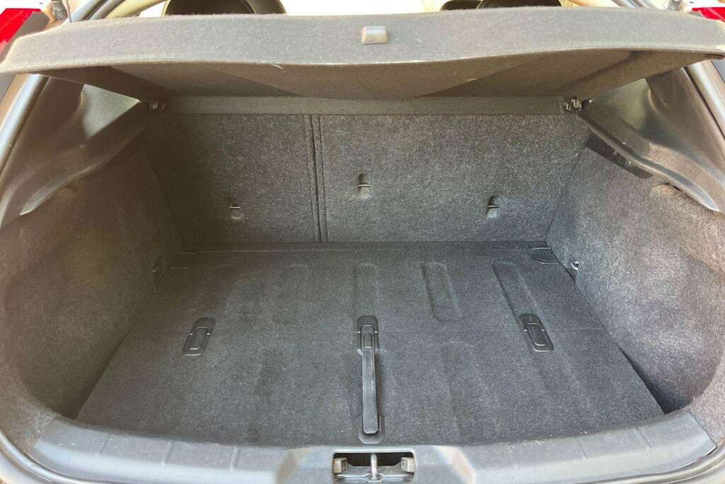 Volvo V40 D2 Se Lux Nav Black #12
